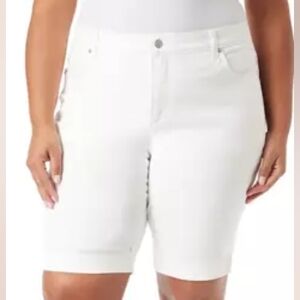 Gloria Vanderbilt Women's Plus Size White Shorts